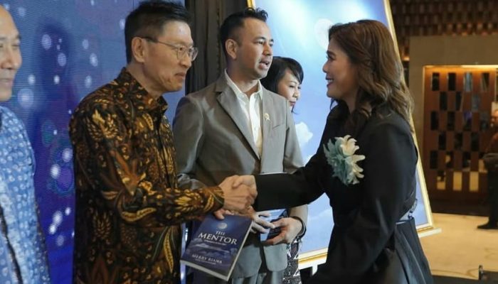 James Riady Hadiri Peluncuran Buku “The Mentor” Karya Merry Riana