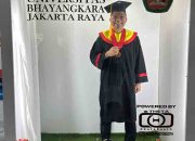 Dies Natalis ke 30, Universitas Bhayangkara Jaya Mengukuhkan Capt Hakeng sebagai Wisudawan Terbaik: 8 Jurnal dan Buku Jadi Bukti Dedikasi Akademik